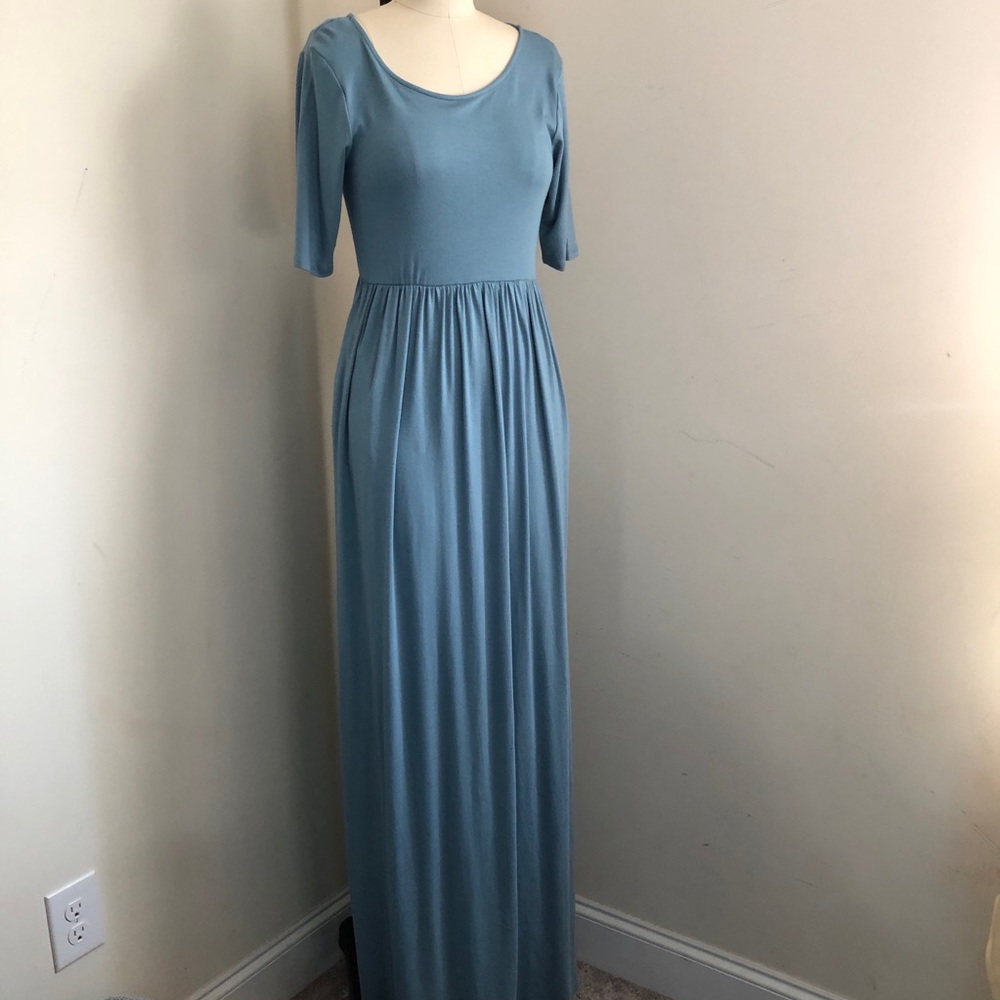 Elegant Blue Maxi Dress